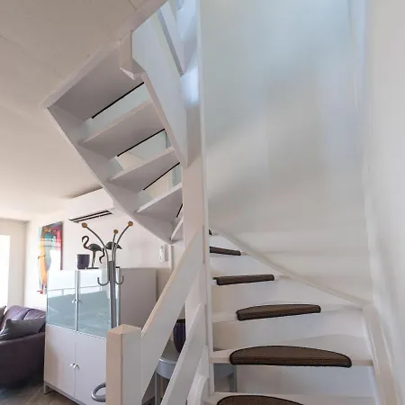 Апартаменты Marigot 2 Bedrooms On Floor 9 Миделкерк