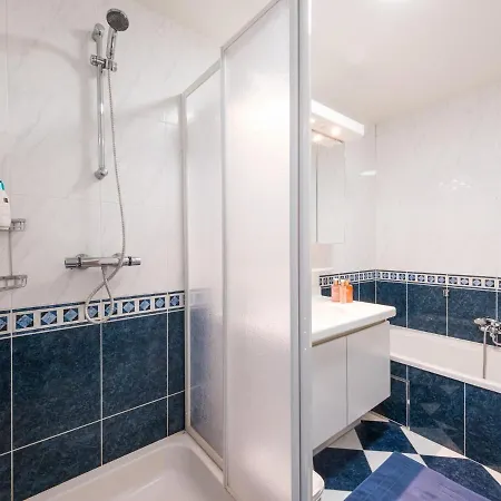 Апартаменты Marigot 2 Bedrooms On Floor 9 Миделкерк
